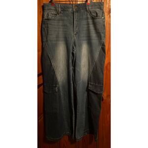 Democracy “Ab”solution  stride Cargo women’s jeans wide leg blue size 16